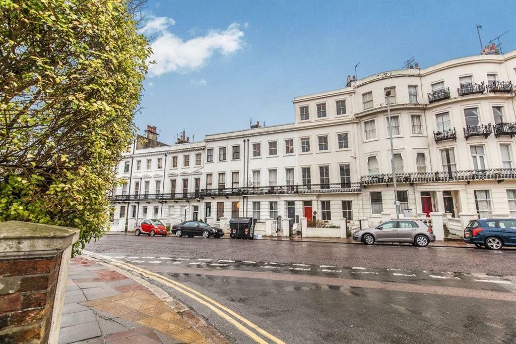 The Regency Central Modern Apartment ブライトン エクステリア 写真